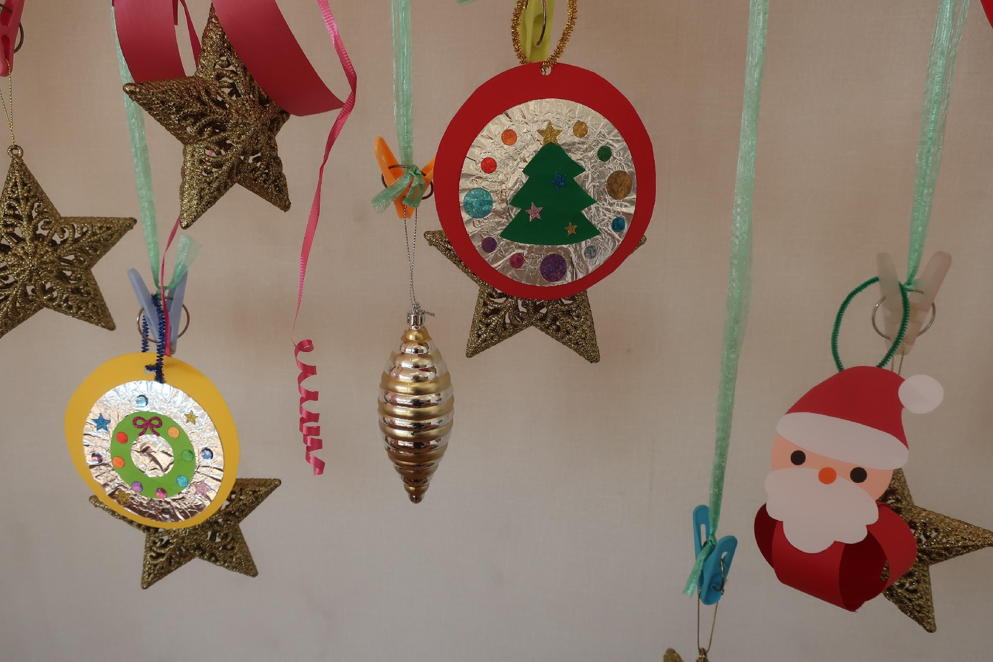 こばとクラブのオーナメント作り！